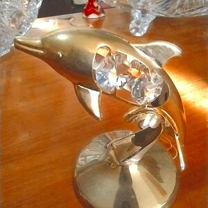 Mid-Century MASCOT Crystal & Gold Light Catcher Figurine, Dolphin, 14 k…